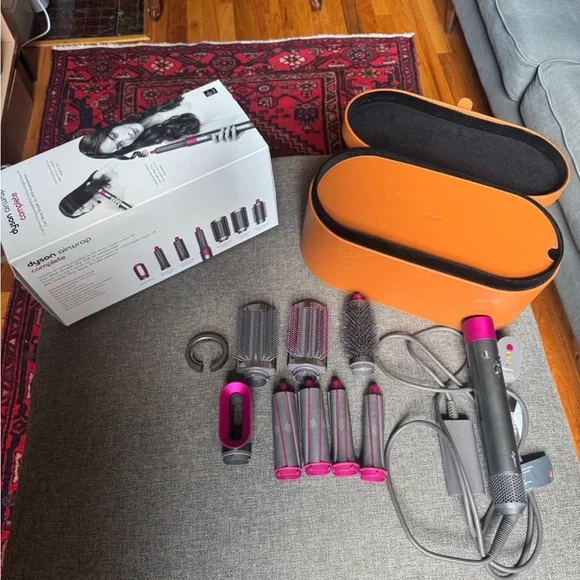 Dyson Hair Styling Set with Pink Accents display picture 2